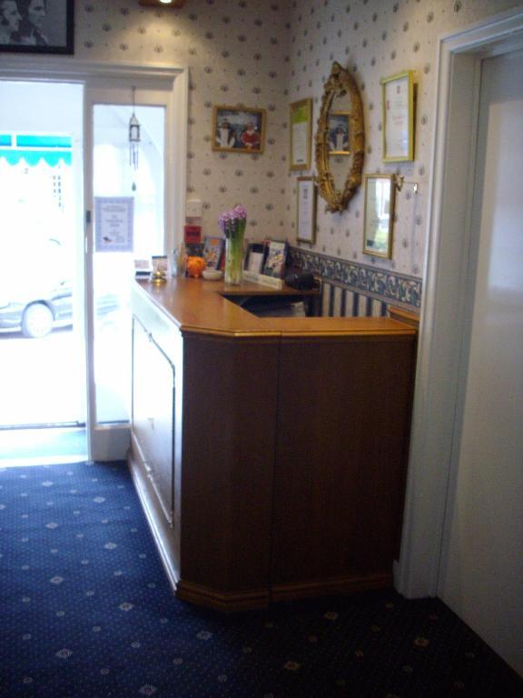Sheridan Guest house Scarborough