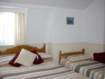 Sheridan 3*